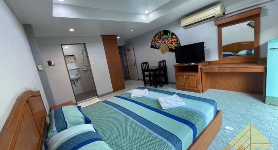 For rent 12 Beds townhouse in South Pattaya, Pattaya