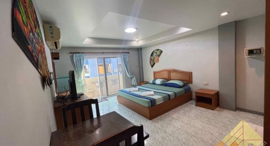 For rent 12 bed townhouse in South Pattaya, Pattaya