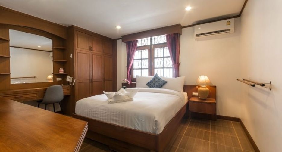 Casa en alquiler de 4 habitaciones en Bang Lamung, Chonburi