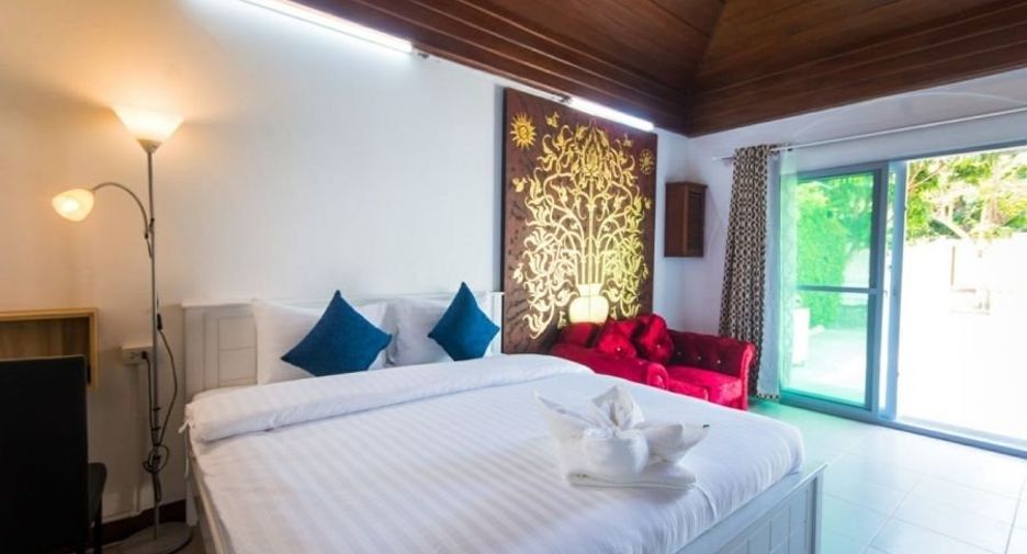 Casa en alquiler de 4 habitaciones en Bang Lamung, Chonburi