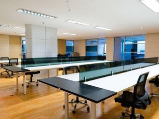 For rent 1 bed office in Khlong Toei, Bangkok