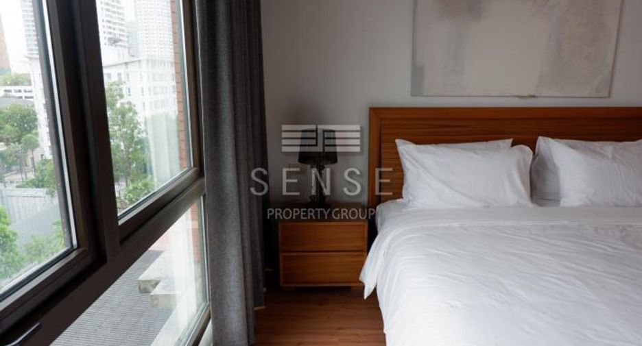 For sale 4 bedrooms condo in Watthana, Bangkok
