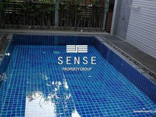 For rent 6 bed house in Khlong Toei, Bangkok