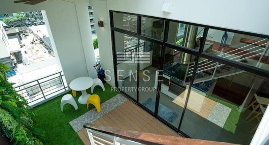 For rent 6 bedrooms condo in Pathum Wan, Bangkok