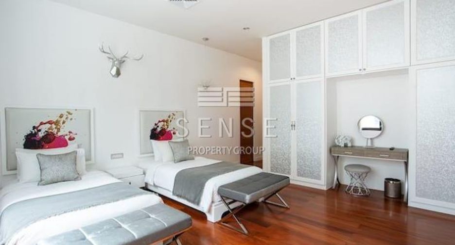 For rent 6 bedrooms condo in Pathum Wan, Bangkok