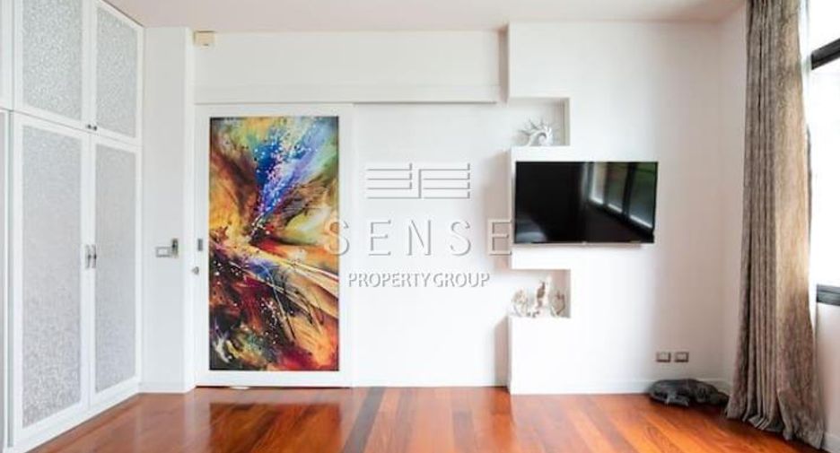 For rent 6 bedrooms condo in Pathum Wan, Bangkok