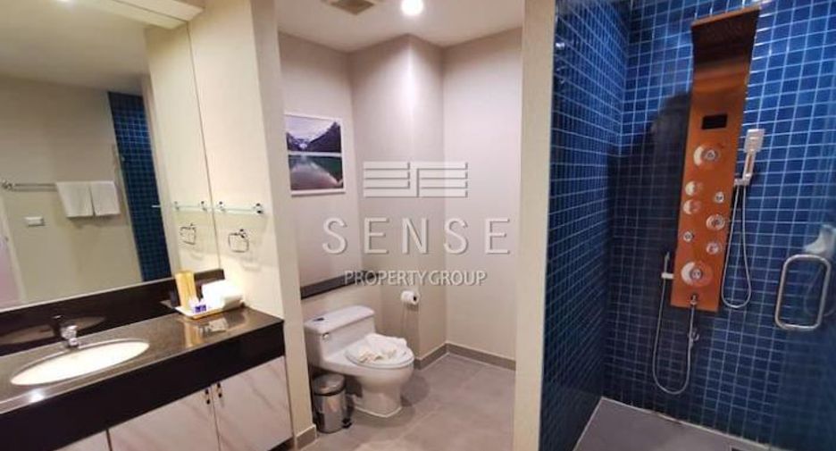 For rent 6 bedrooms condo in Pathum Wan, Bangkok