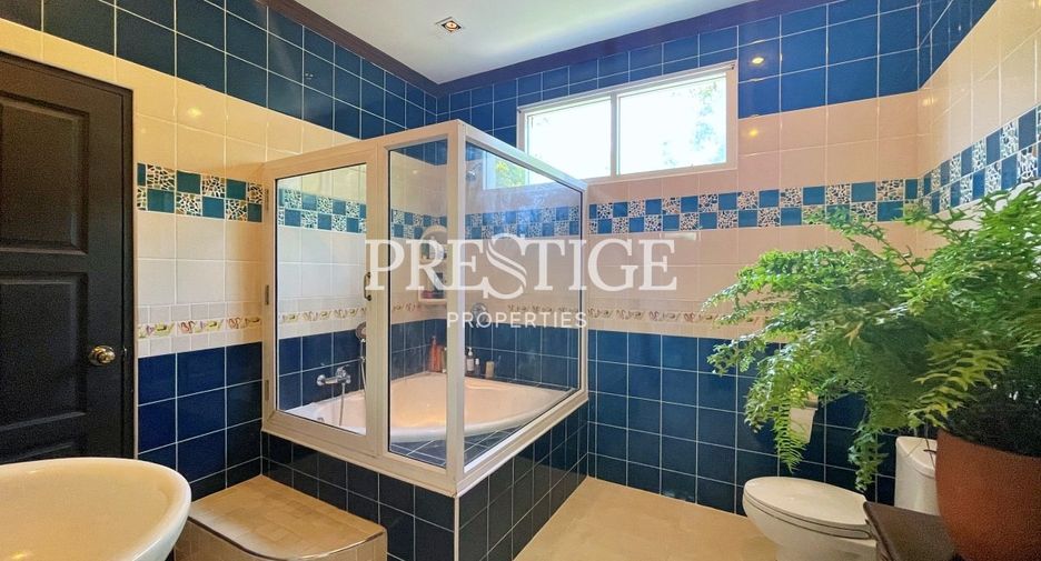 For sale 8 bedrooms house in Sattahip, Chonburi