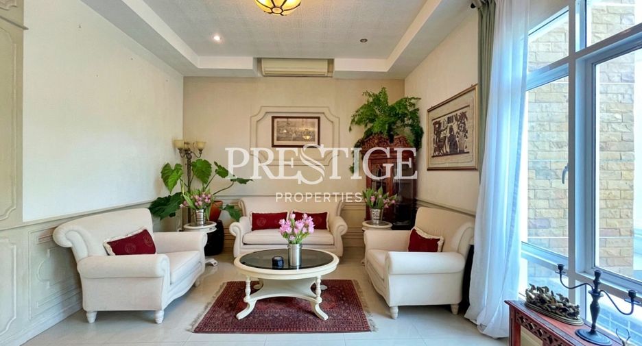 For sale 8 bedrooms house in Sattahip, Chonburi