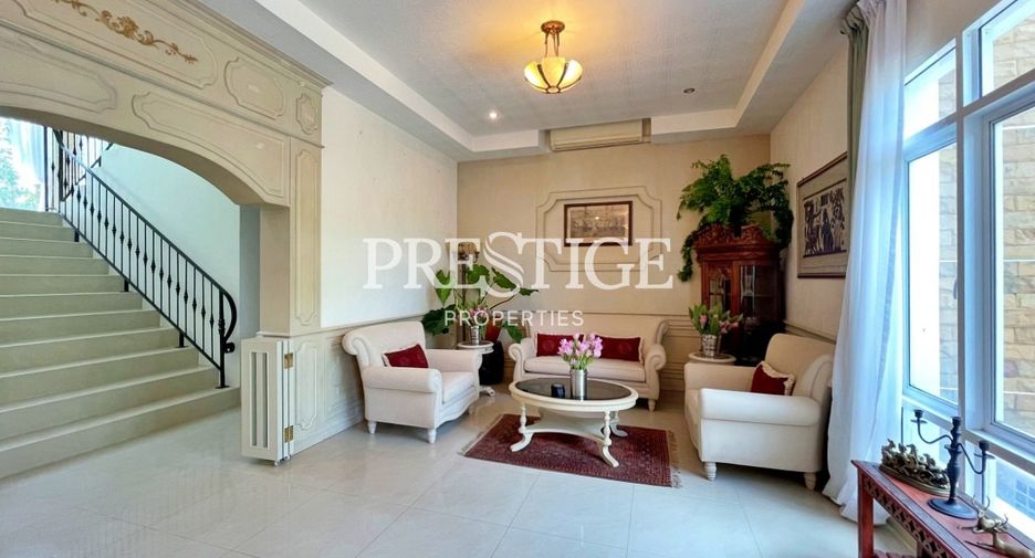 For sale 8 bedrooms house in Sattahip, Chonburi