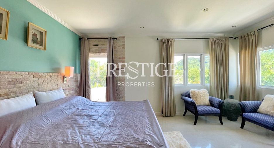 For sale 8 bedrooms house in Sattahip, Chonburi