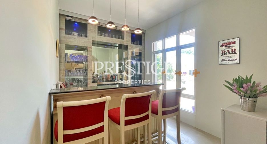 For sale 8 bedrooms house in Sattahip, Chonburi