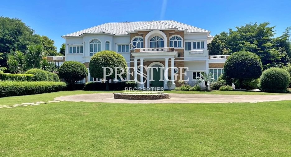 For sale 8 bedrooms house in Sattahip, Chonburi