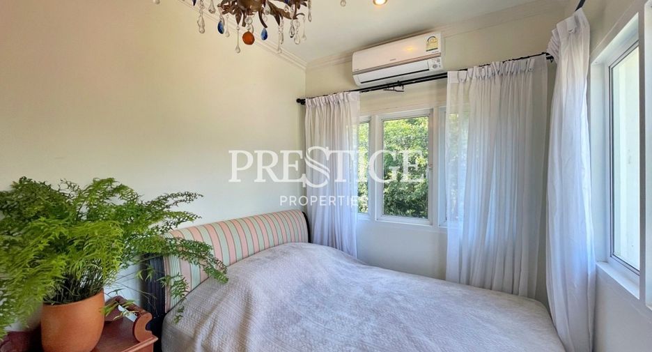 For sale 8 bedrooms house in Sattahip, Chonburi