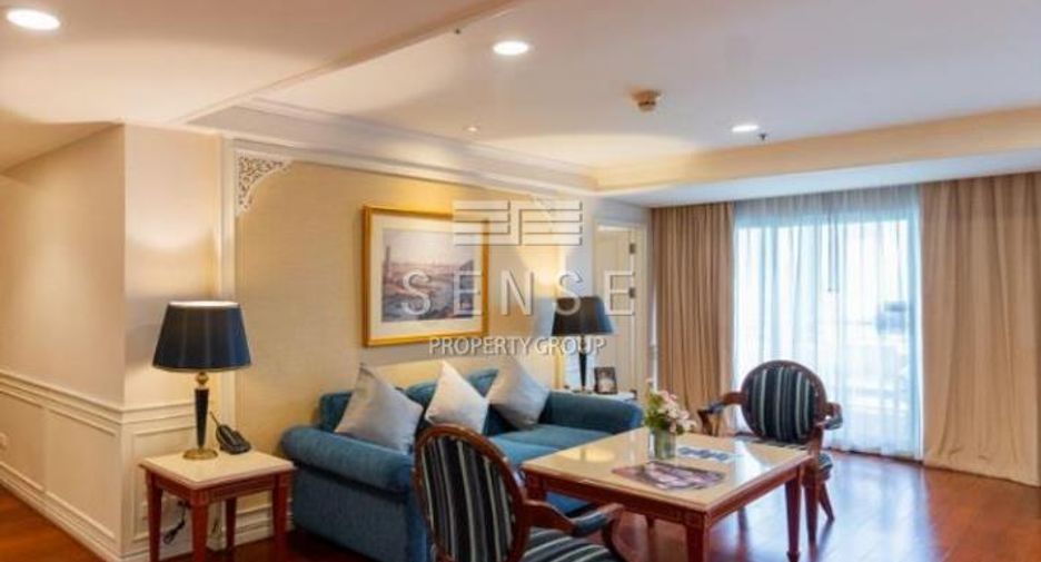 For rent 4 bedrooms condo in Watthana, Bangkok