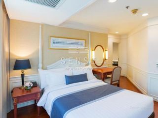 For rent 4 bedrooms condo in Watthana, Bangkok
