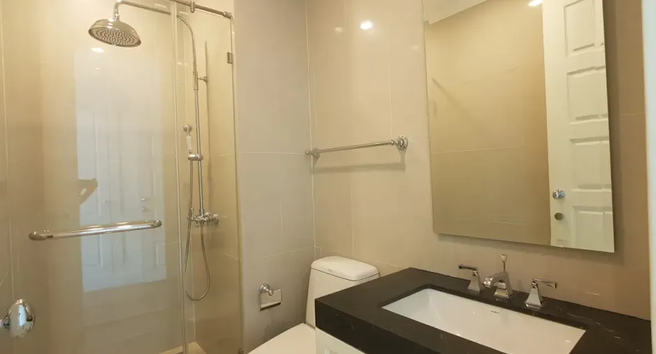 À vendre 4 chambres condo à Watthana, Bangkok