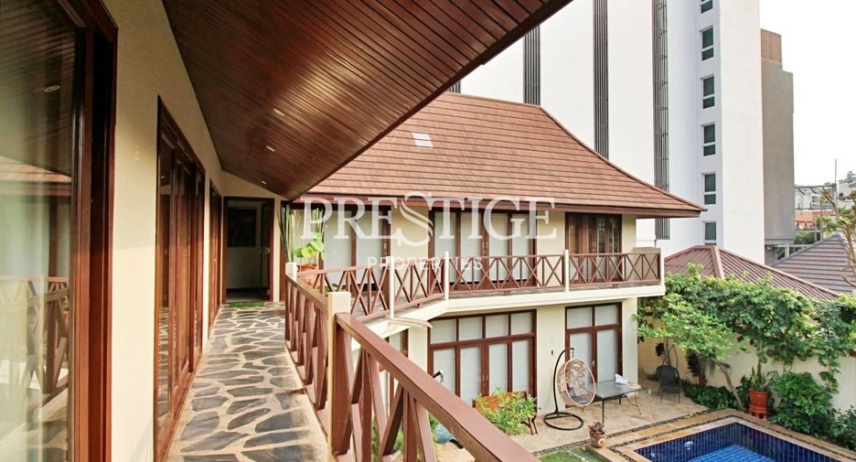 Casa en venta de 6 habitaciones en Bang Lamung, Chonburi