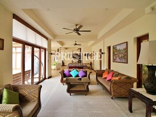 Casa en venta de 6 habitaciones en Bang Lamung, Chonburi