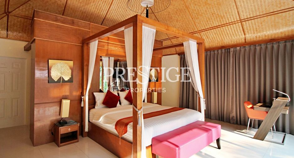 Casa en venta de 6 habitaciones en Bang Lamung, Chonburi