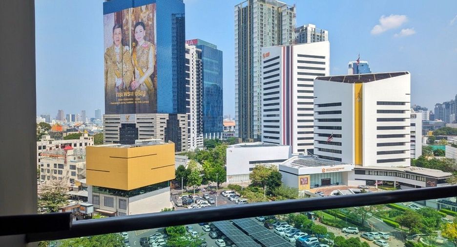 For sale 2 bed condo in Huai Khwang, Bangkok