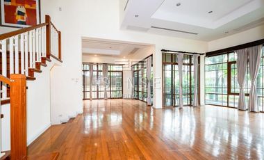 For rent 4 bed house in Pathum Wan, Bangkok