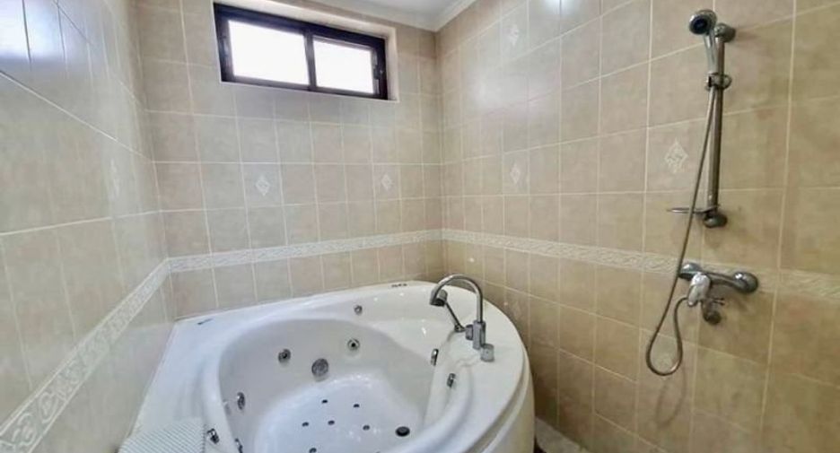 For rent 3 bedrooms house in Bang Lamung, Chonburi