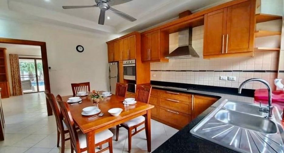 For rent 3 bedrooms house in Bang Lamung, Chonburi