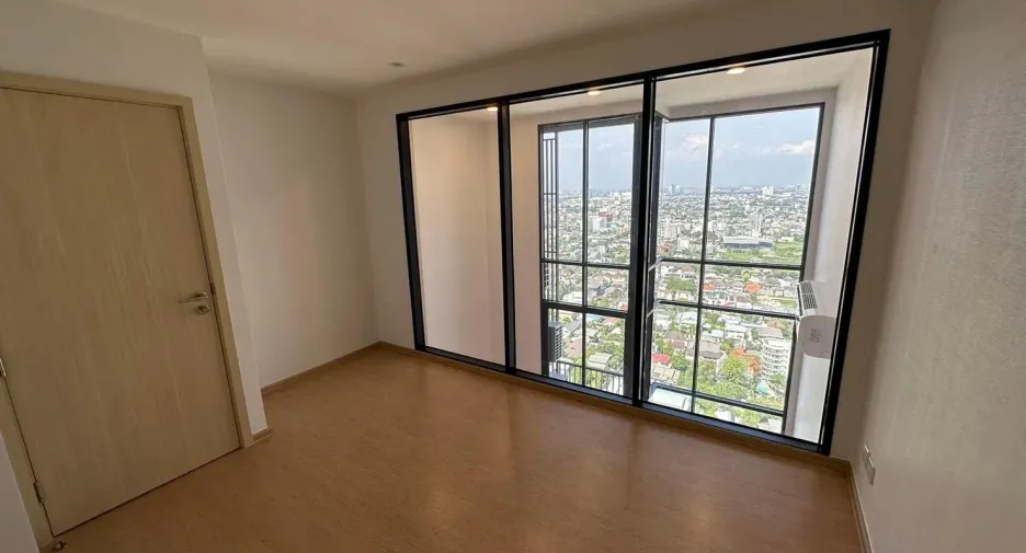 For sale 2 Beds condo in Watthana, Bangkok