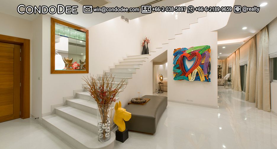 Casa en venta de 7 habitaciones en Bang Na, Bangkok