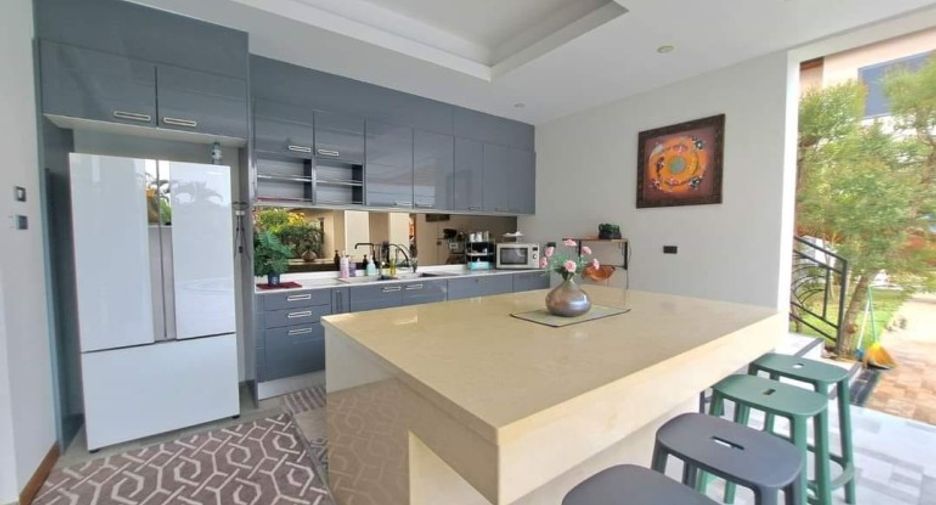 À vendre 8 chambres maison à Bang Lamung, Chonburi