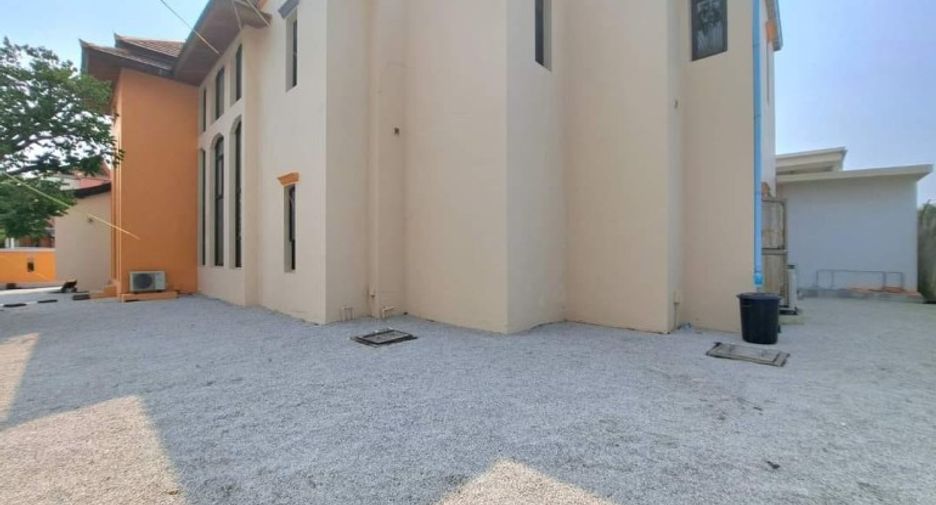 À vendre 8 chambres maison à Bang Lamung, Chonburi