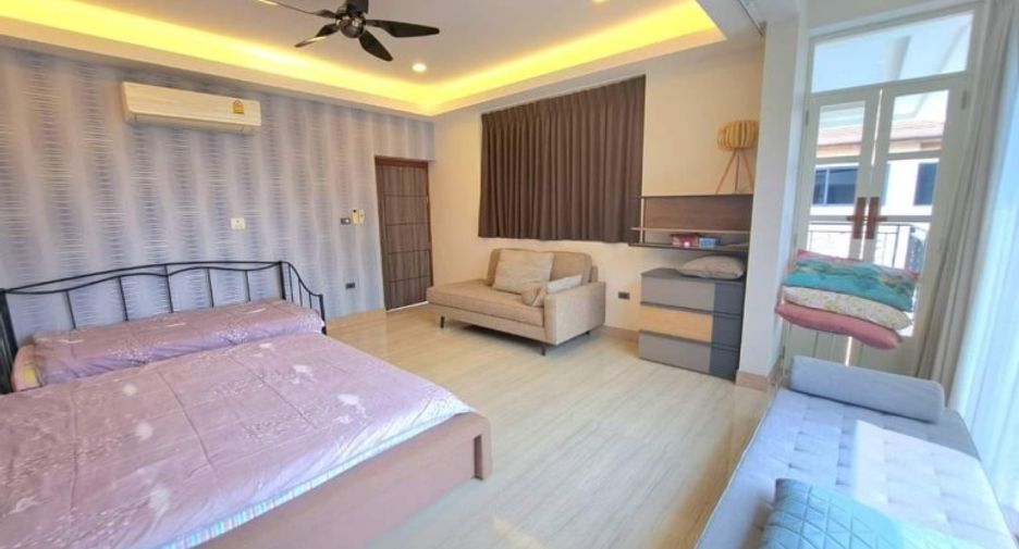 À vendre 8 chambres maison à Bang Lamung, Chonburi