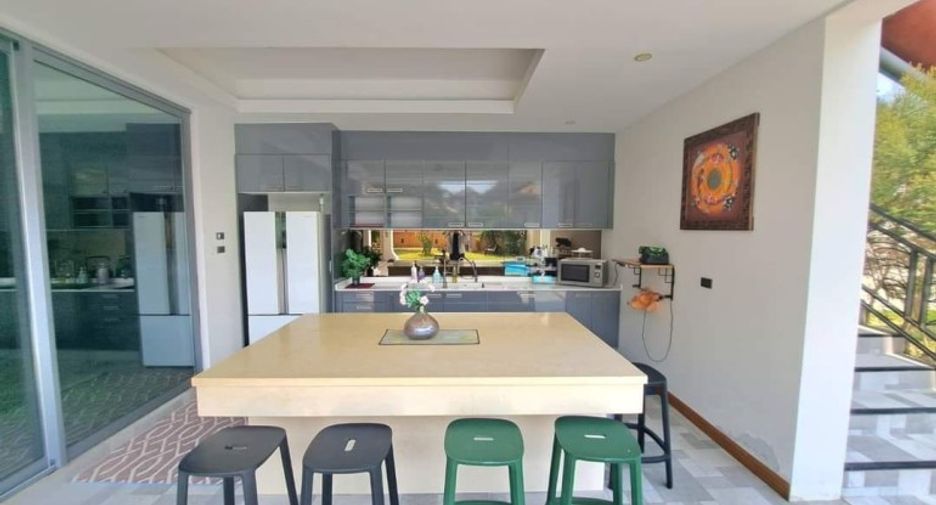 À vendre 8 chambres maison à Bang Lamung, Chonburi