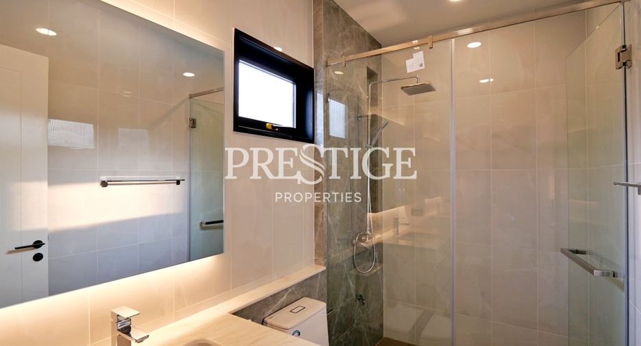 For sale 4 bedrooms house in Bang Lamung, Chonburi