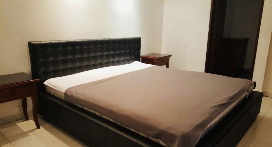 For rent 3 bedrooms house in Bang Lamung, Chonburi