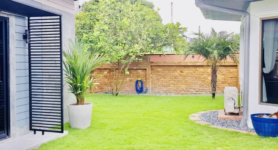 For rent 3 bedrooms house in Bang Lamung, Chonburi