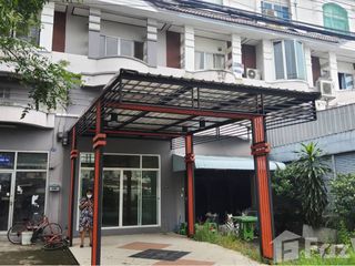 For sale 4 bed townhouse in Nong Chok, Bangkok