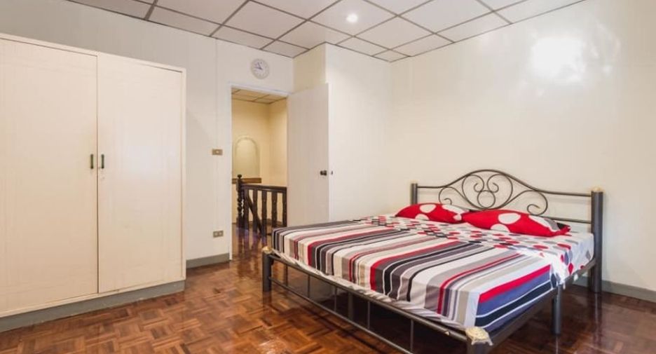 For rent 3 ベッドルーム house in Phra Nakhon, Bangkok