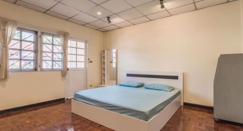 For rent 3 ベッドルーム house in Phra Nakhon, Bangkok