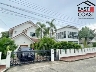 Haus zum Kauf mit 6 Zimmer in Bang Lamung, Chonburi