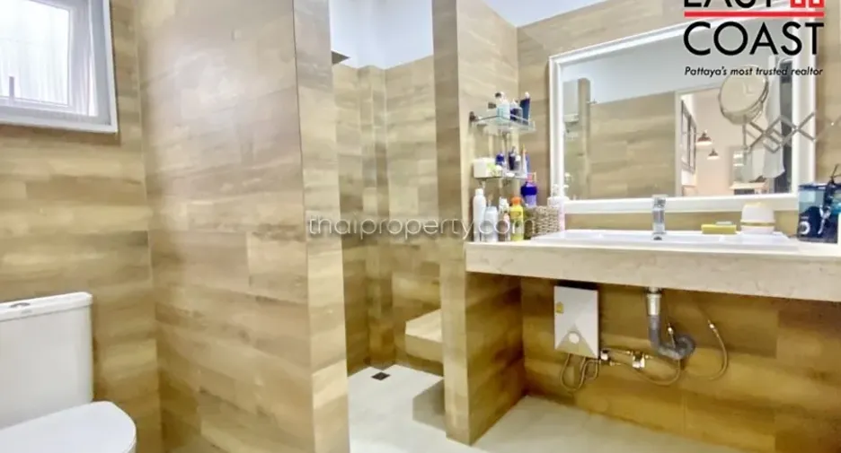 For sale 6 bedrooms house in Bang Lamung, Chonburi
