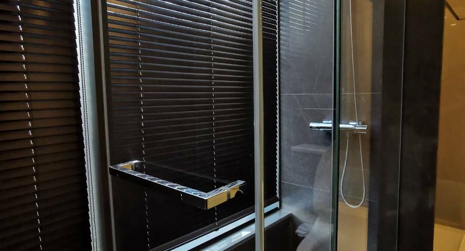 For sale 2 Beds condo in Watthana, Bangkok