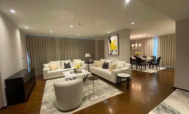 For rent 2 bed condo in Watthana, Bangkok
