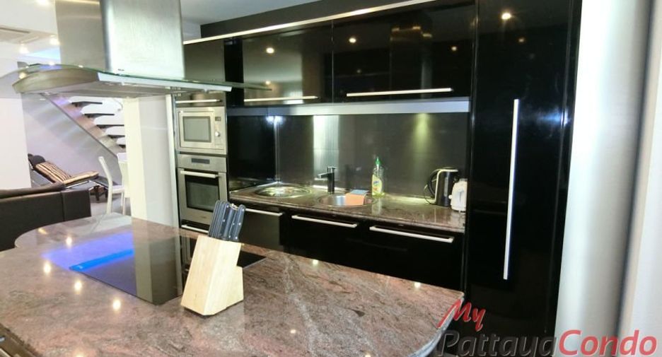 For sale 4 bedrooms villa in Bang Lamung, Chonburi