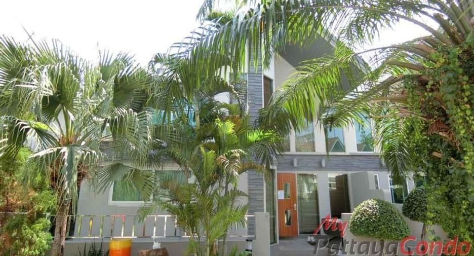 For sale 4 bedrooms villa in Bang Lamung, Chonburi