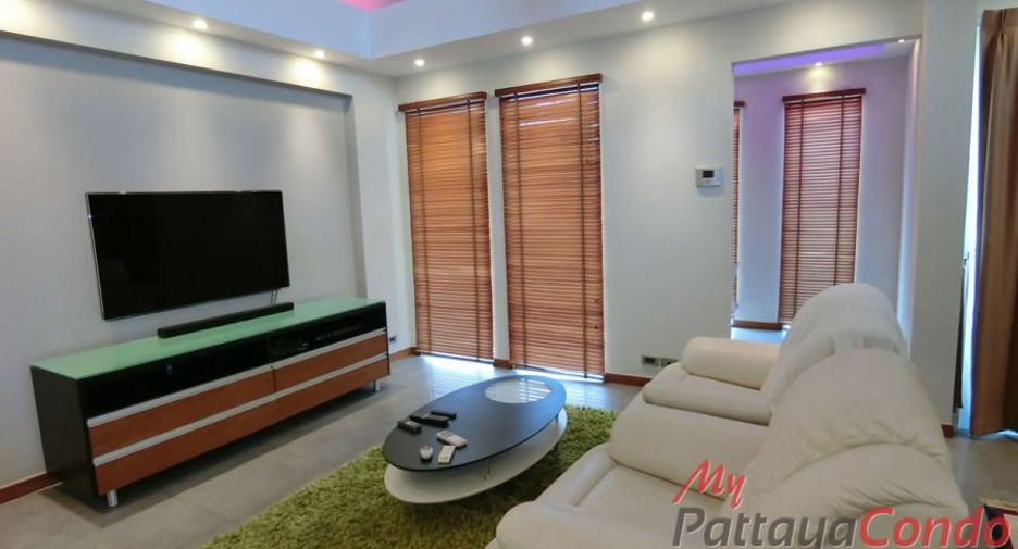 For sale 4 bedrooms villa in Bang Lamung, Chonburi