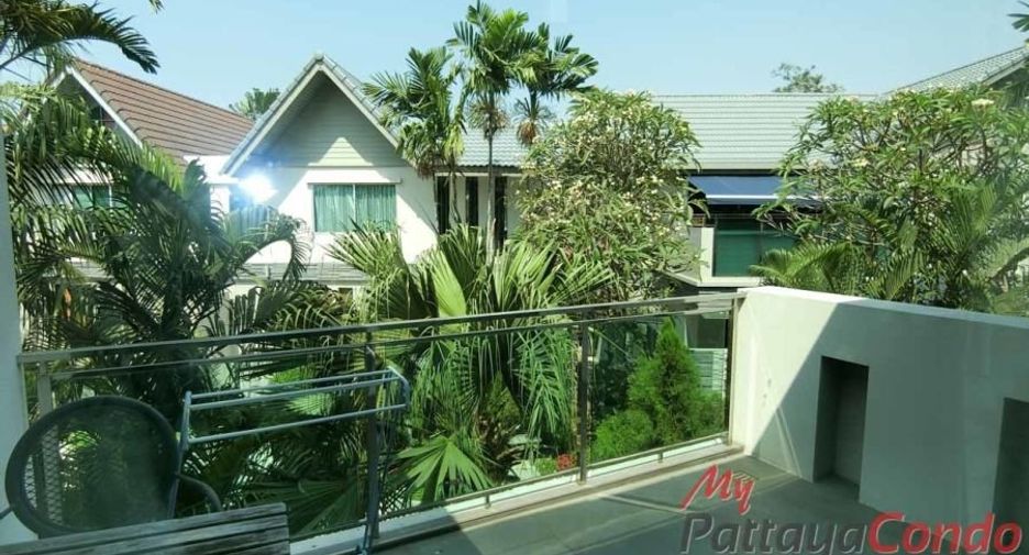 For sale 4 bedrooms villa in Bang Lamung, Chonburi
