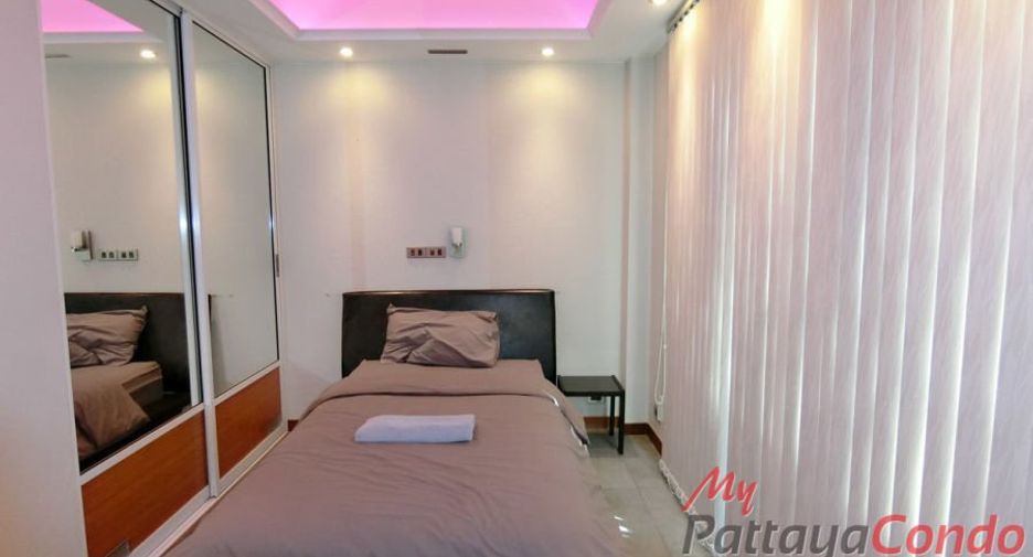For sale 4 bedrooms villa in Bang Lamung, Chonburi