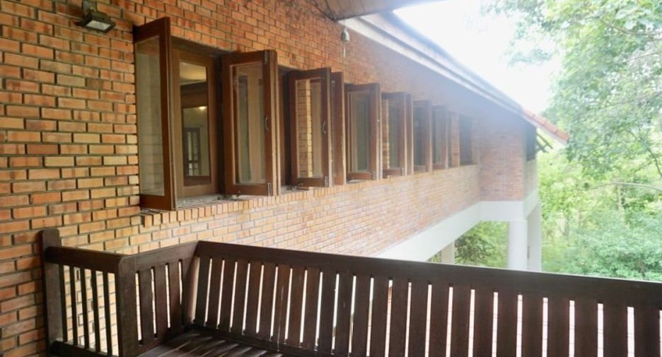 Casa en venta de 3 habitaciones en Doi Saket, Chiang Mai